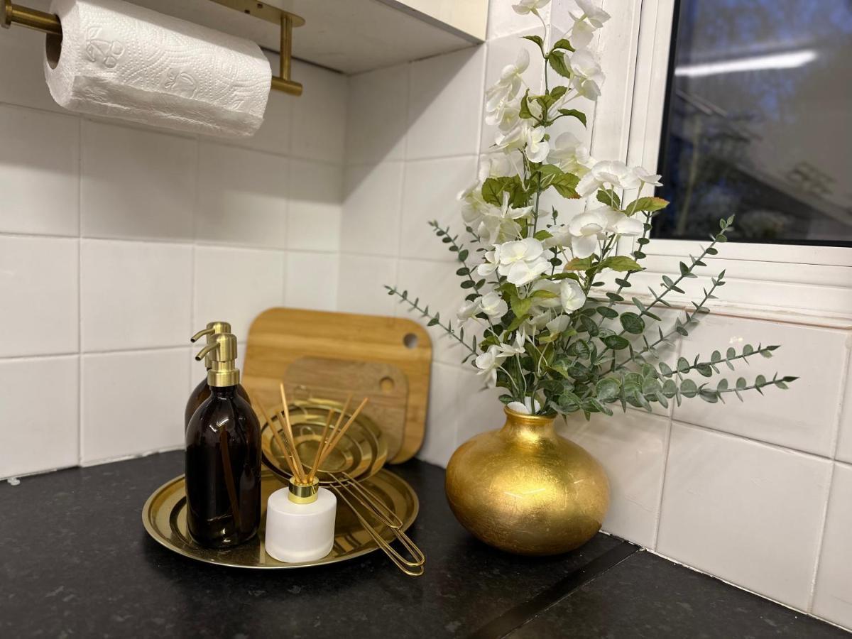 Three Bedroom Rural, Relaxing And Peaceful,Dogs Welcome! With Cymru Holidays Abergavenny Exteriér fotografie
