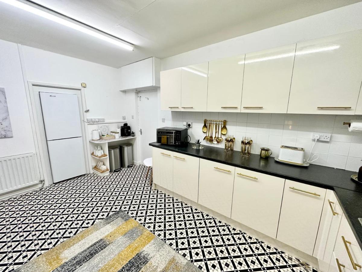 Three Bedroom Rural, Relaxing And Peaceful,Dogs Welcome! With Cymru Holidays Abergavenny Exteriér fotografie